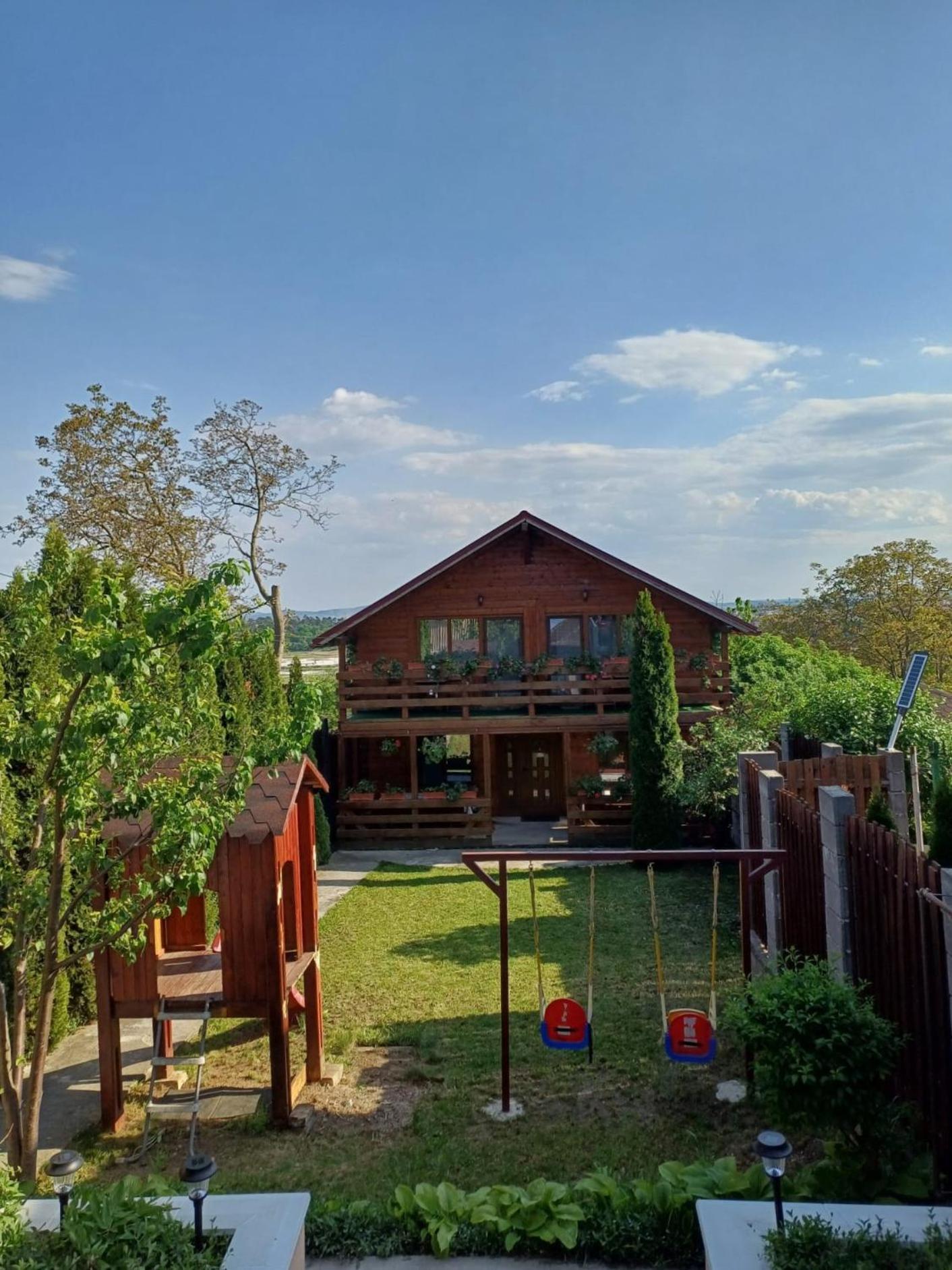 Casa Gherman Hotel Турда Екстериор снимка